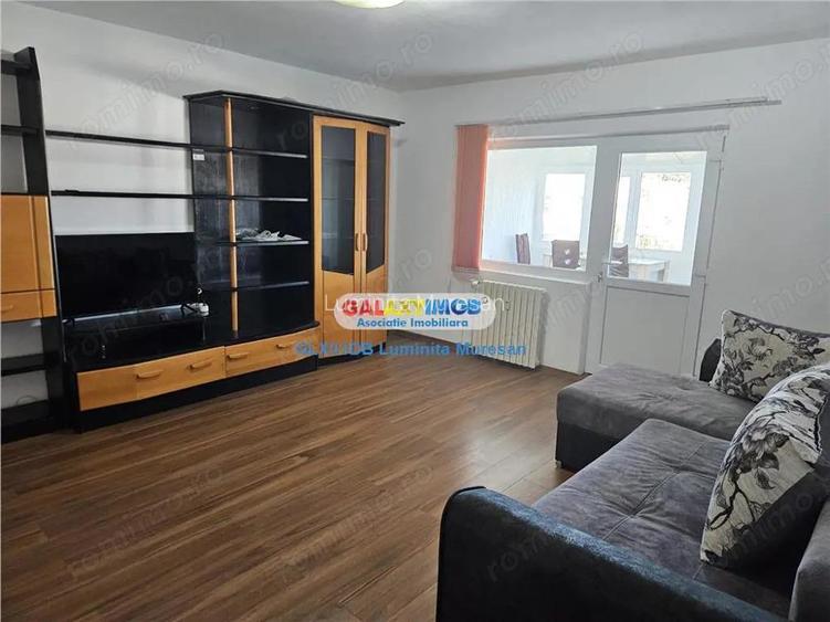 Inchiriere apartament 3 camere decomandat Targoviste CFR Inchiriere apartament 3 camere decomandat Targoviste CFR