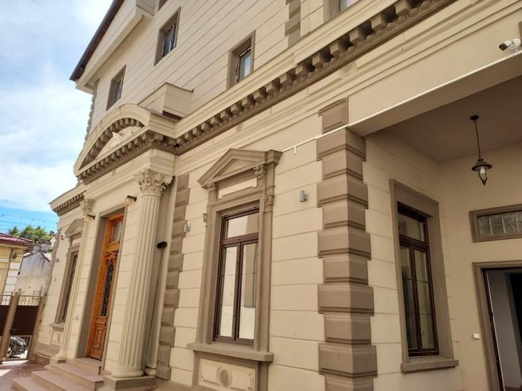 PIATA VICTORIEI-etaj 2 in VILA SUPERBA,130 MP LIFT,,TOTUL NOU,1700 EURO - 2