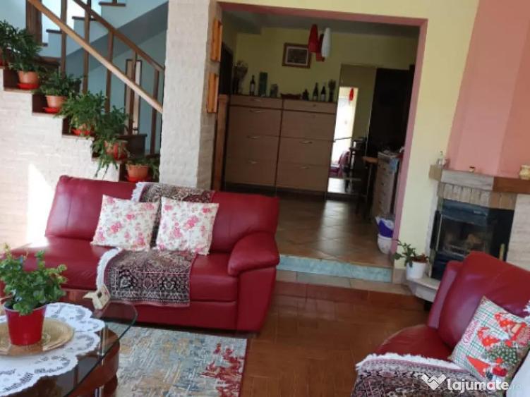 Vila individuala S+P+1E+Pod | 4 dormitoare | Teren 698 mp - 3