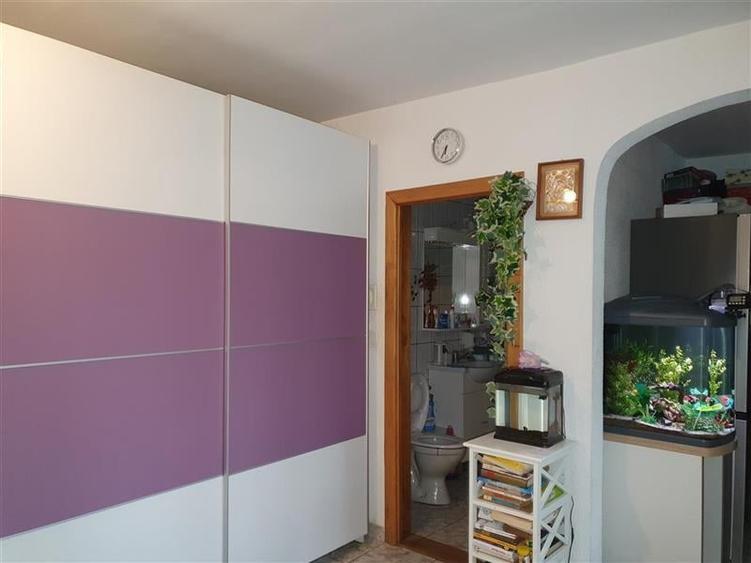 Apartament 3 camere,hol patrat, logie, balcon, et 3, CT, mobilat, ultracentral - 6