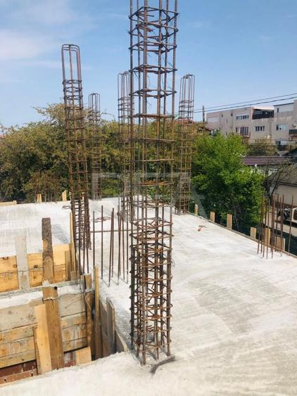 2 Duplex-uri la 8 minute distanta de mers pe jos de statia autobuzului 103 - 20