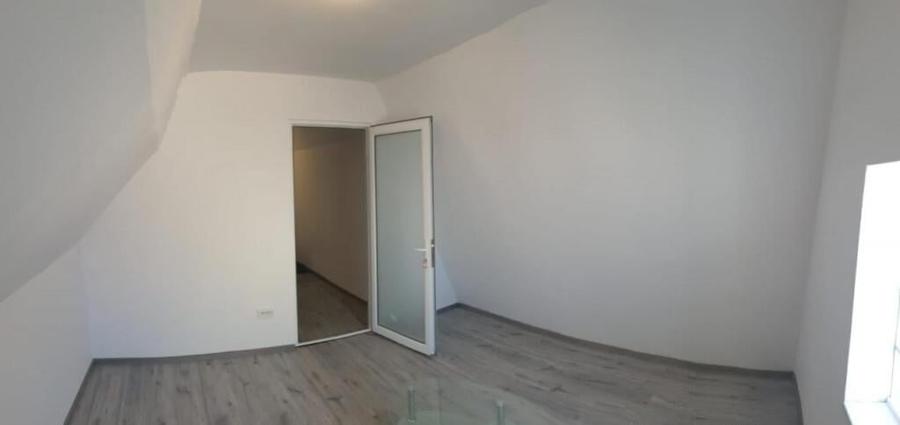 Vila Cocheta P M 119 mp construiti caramida Pta. Saraca- Is - 6