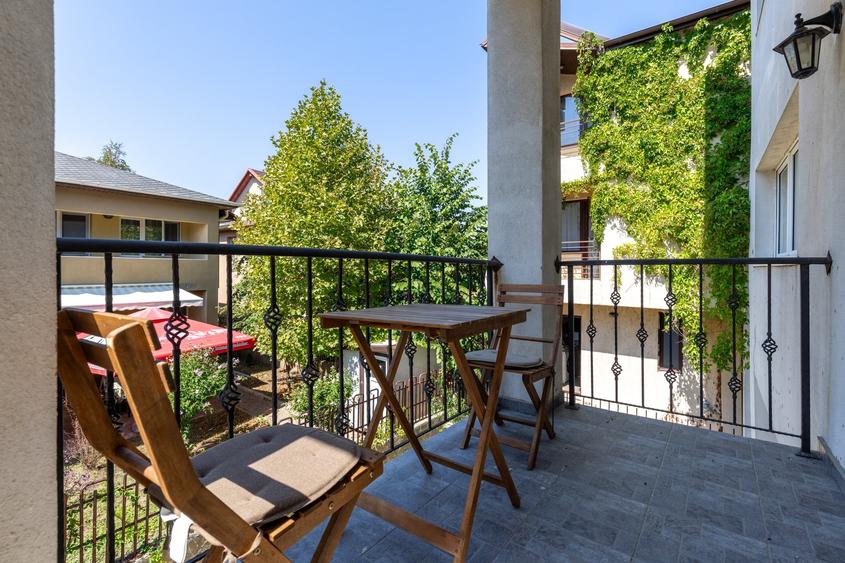 Video / Duplex 5 camere in vila, curte, 2008, Mamaia Nord, vezi video - 16