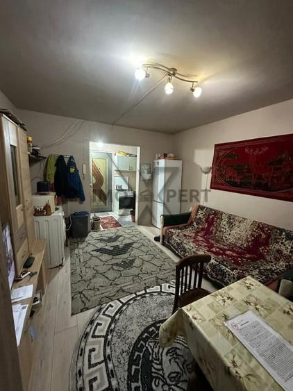 Chirie Garsoniera 22mp, baie, bucatarie zona Dambu Rotund - 2