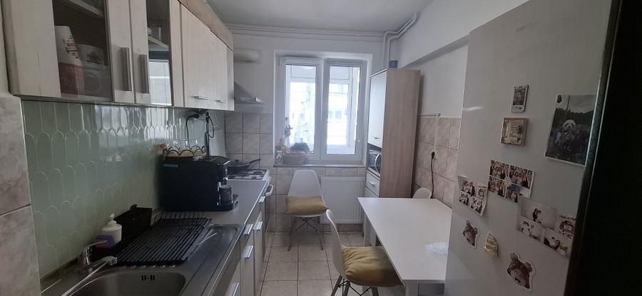 Vand apartament 3 camere, zona liceu Moisil, sector 6 - 5