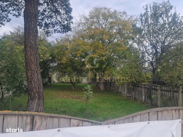 Casă cu 4 camere cu Teren 2290 Mp în Central