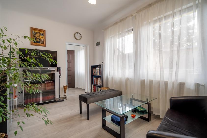 Casă cu curte generoasă pe o stradă liniștită din Bucureștii Noi - 24