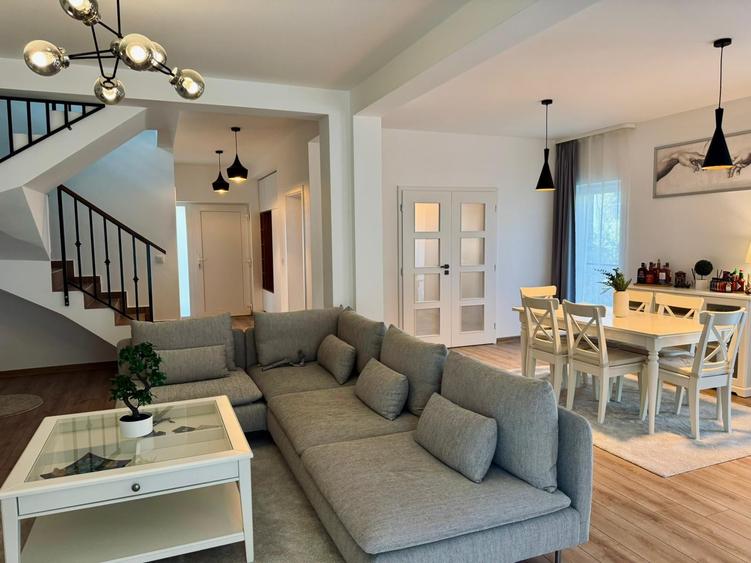 Casa cu 4 camere Visan - 3