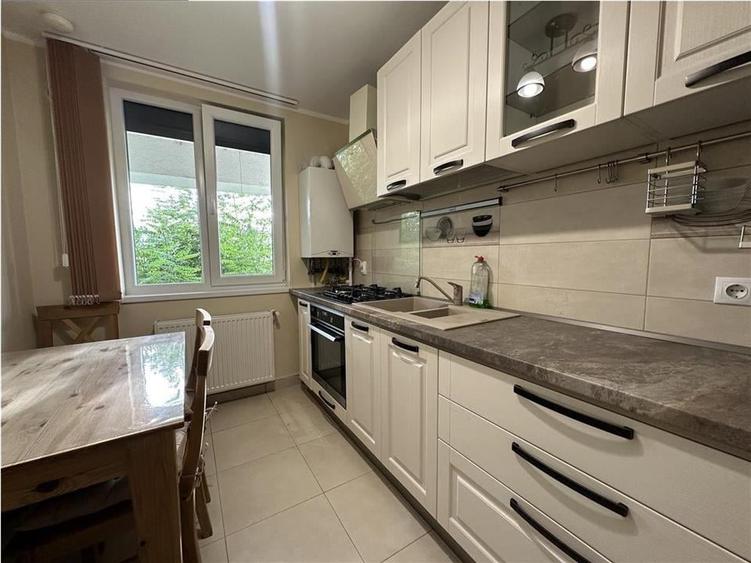 Apartament 2 camere parcare zona Lacul lui Binder - 4