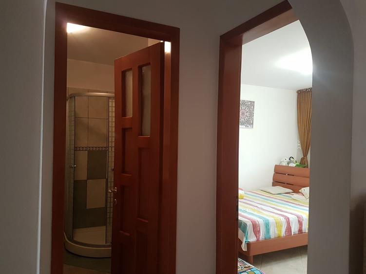 Apartament doua camere, semidecomandat, etaj trei, bucatarie mare, Bistrita Lac - 6