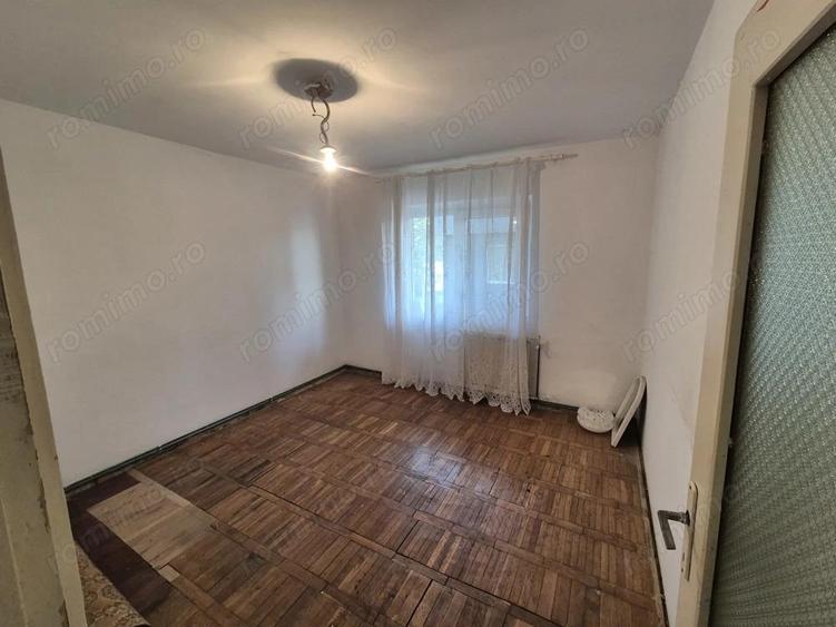 Vand 3 camere parter Lunca - 4