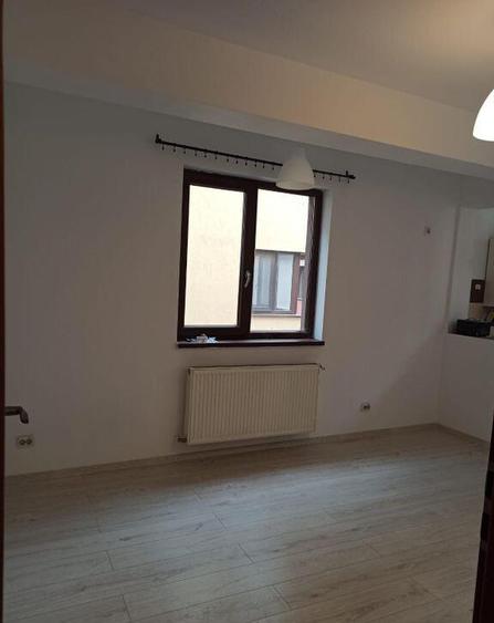 2cam-studio partial mobilat+parcare/20min metrou Leonida/... - 8