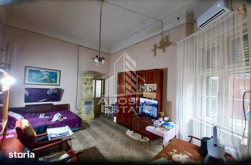 Apartament cu 3 camere în Central
