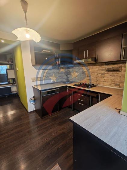 Apartament 3 camere decomandat | 1 Mai | Etaj 3 | Aproape de Parcul Romanescu - 1