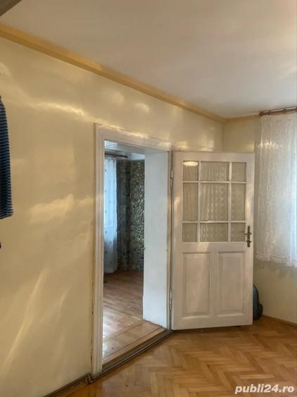 Vand casa caramida , zona linistita , str. Rodnei - 12