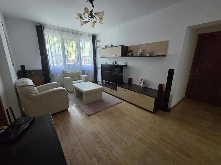 Apartament 3 camere Pajura, parcare, centrala proprie, mobilat - 1