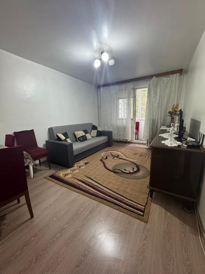 Apartament 2 cam - Bloc anvelopat - Necesita renovare - Decomandat - 1