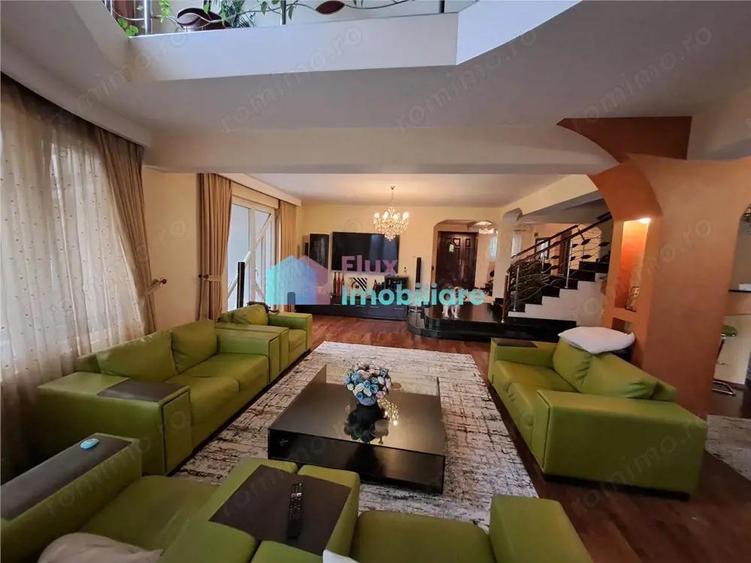 Vila cu 20 ari teren in Scheia - 1