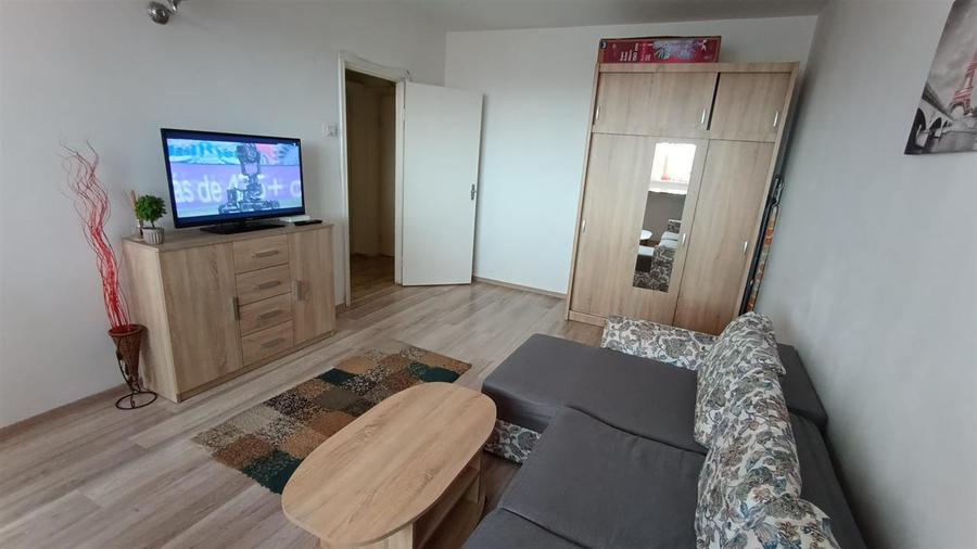 Garsoniera decomandata zona Garii - 1