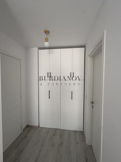 Apartament cu 3 camere în Theodor Pallady