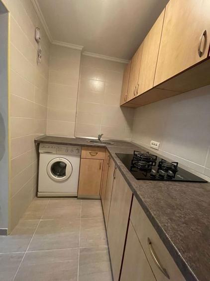 Proprietar inchiriez garsoniera Str Luntrei ( 7 minute de Obor ) Sect 2 - 5