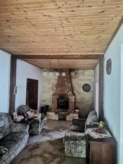 Casa Caras Severin Rusca Montana - 1