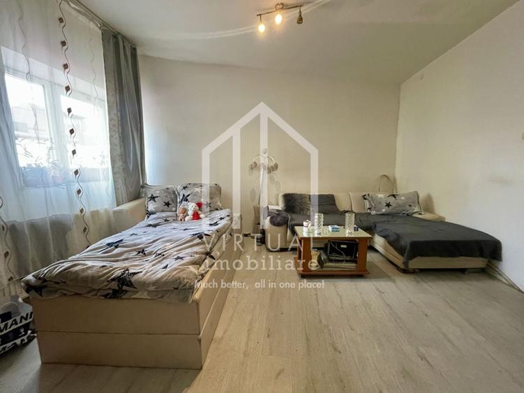 Casa de vanzare in Sibiu, singur in curte, 3 camere, 2 bai, Terezian - 1