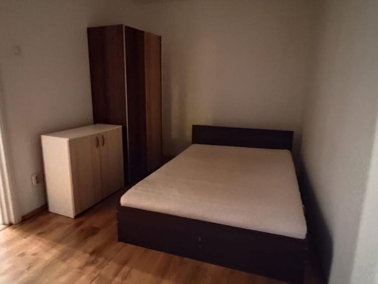 Apartament cu 2 camere semidecomandat, mobilat în Dacia