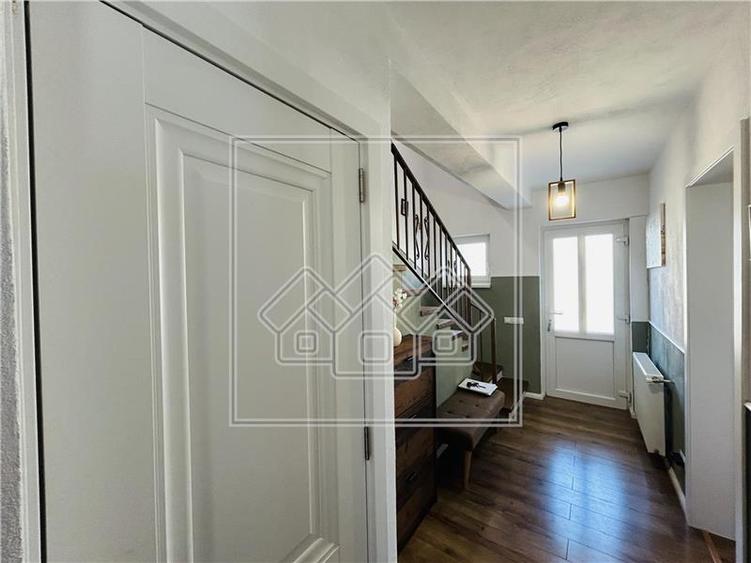 Duplex cu 4 camere cu Canalizare în Daia