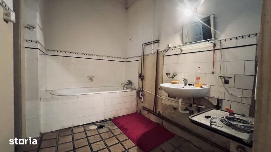 Casă cu 6 camere cu Teren 210 Mp în Iosefin