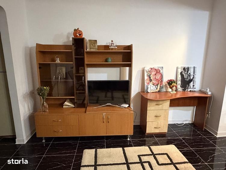 Apartament cu 2 camere în Baba Novac
