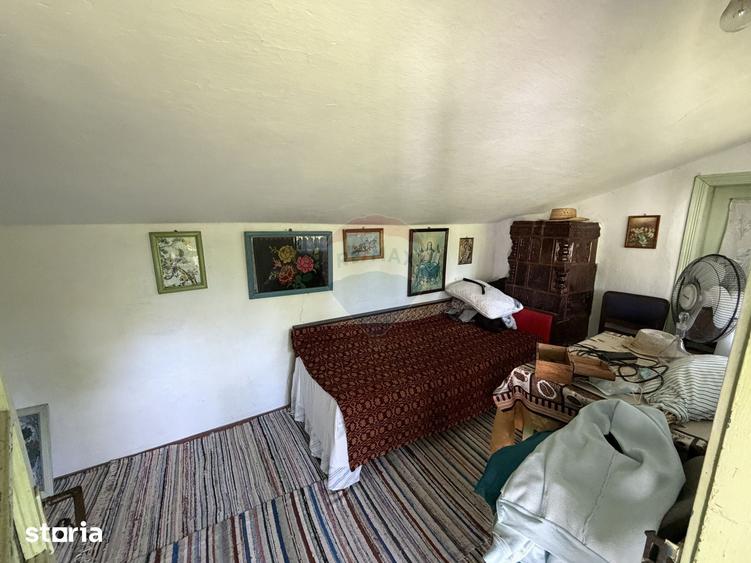 Casă cu 3 camere cu Teren 1459 Mp în Nănești