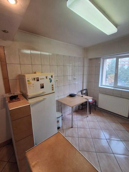 Apartament cu 2 camere semidecomandat în Titan