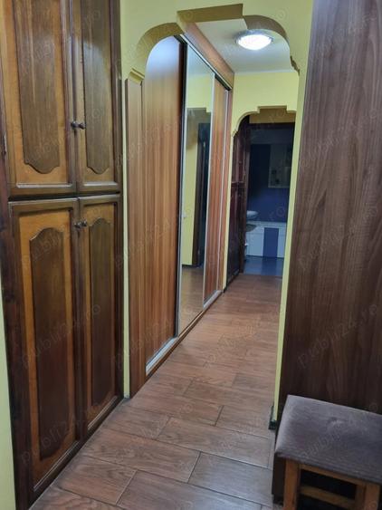 Apartament cu 3 camere decomandat în Popa Șapcă