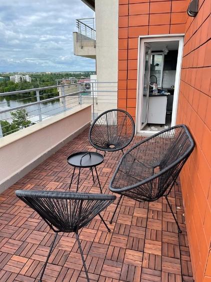 Apartament cu 4 camere decomandat, mobilat în Tei