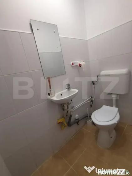 Spatiu comercial 3 camere decomandat Micro 4 - 4