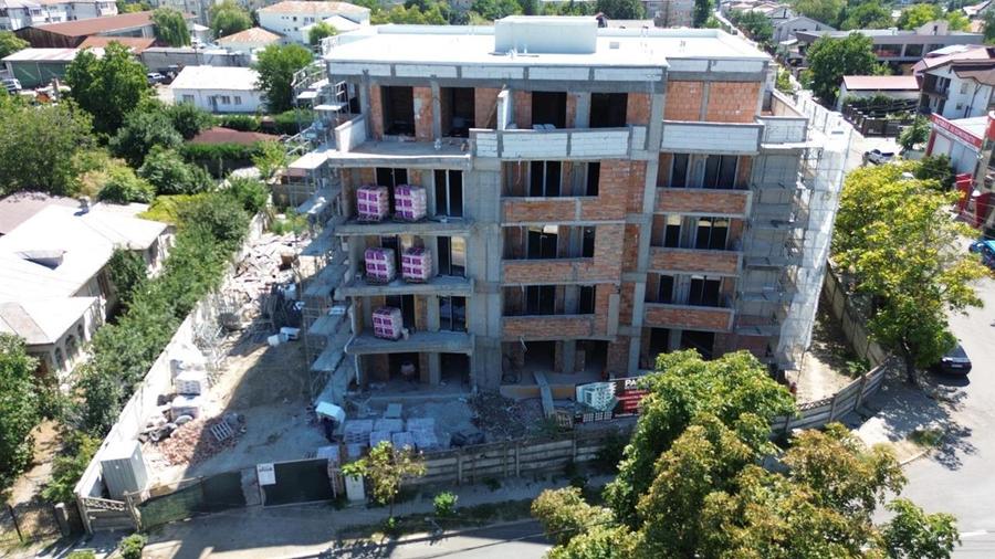 Garsonieră decomandată în Central