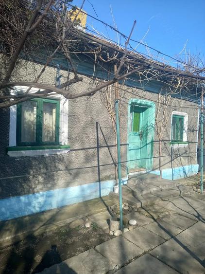 Casă cu Teren 2020 Mp în Dragoș Vodă