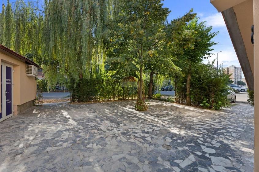 Casă individuală cu 4 camere cu Teren 140 Mp în Fortuna
