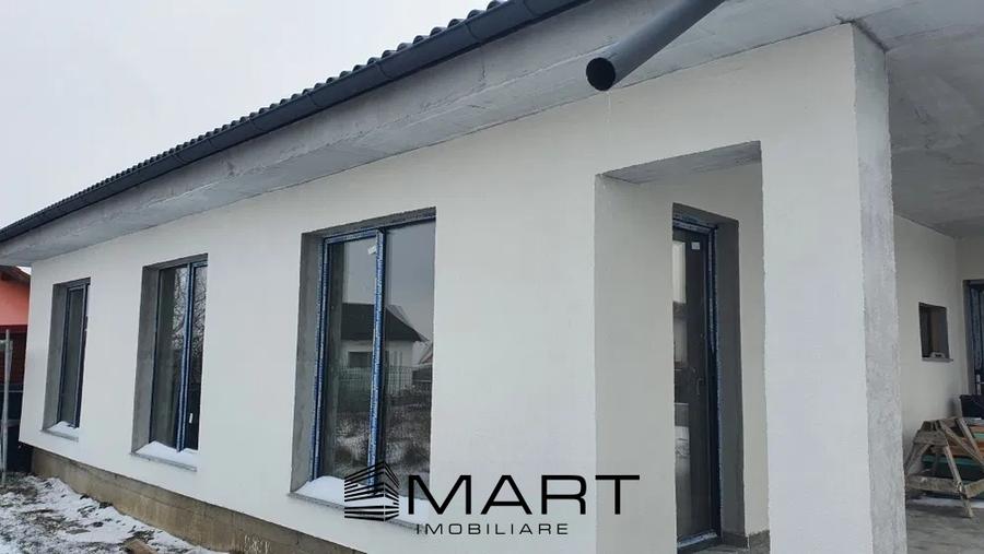 Casa moderna la cheie in Sanpetru - 1