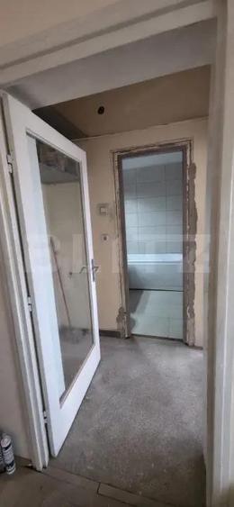 Apartament 2 camere ,strada Democratiei - 11