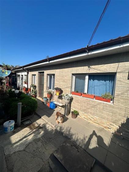 Casa Buzaului - Bis. Sf. Treime , 164mp construiti  teren 353 mp, cu 13m deschid - 1