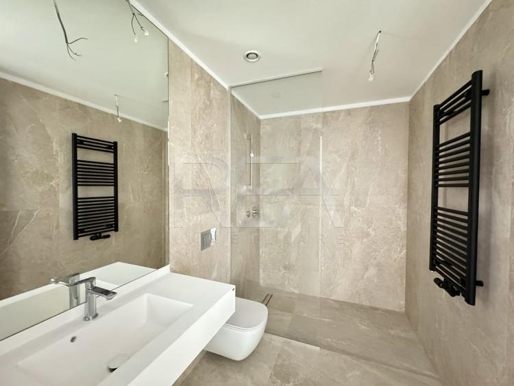 Studio Dublu mobilat si utilat in One Lake Club - 7