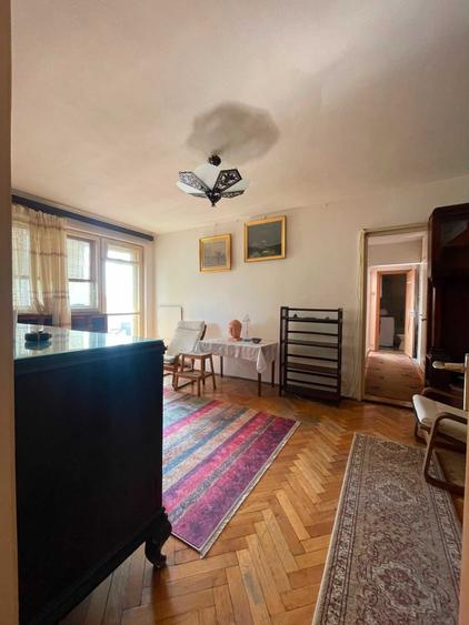 Apartament cu 3 camere semidecomandat în Mihai Bravu