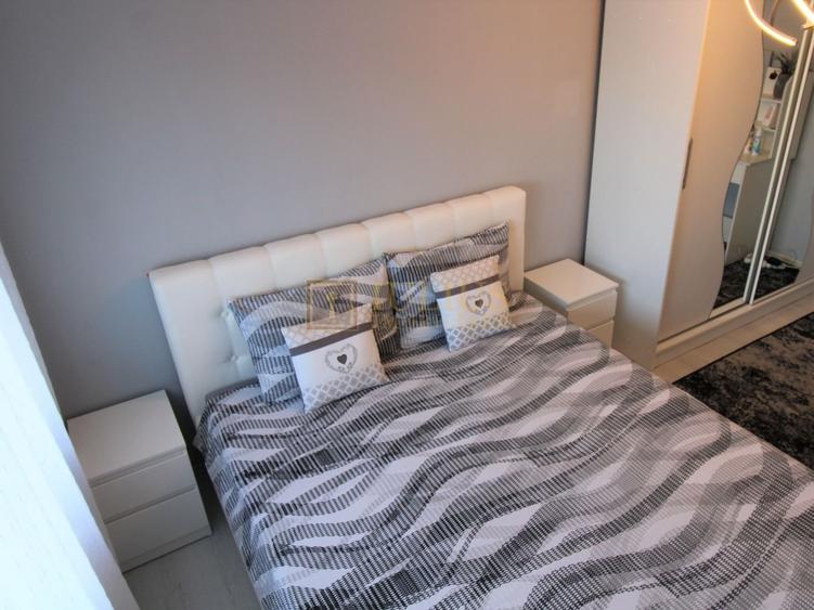 3 camere, clima, bloc anvelopat, Str. Cosminului - Girocului. - 3