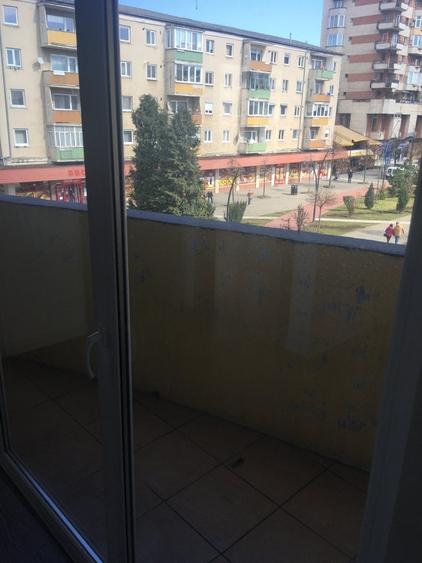 Spatiu Comercial , Blv Ttansilvaniei . - 4