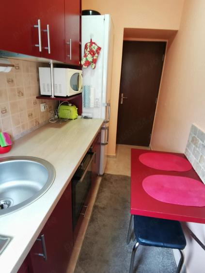 Inchiriez apartament 2 camere - 6