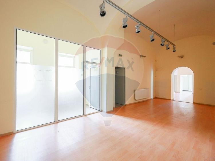 Spatiu comercial 200mp, de inchiriat in Piata Unirii - 21