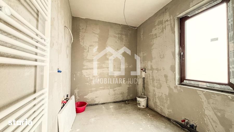 Casă cu 4 camere cu Teren 300 Mp în Iris