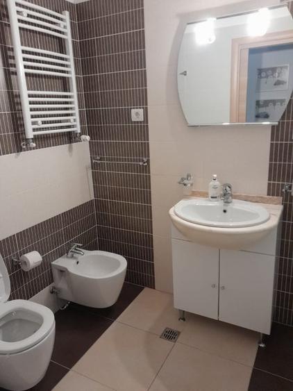 Proprietar, vand apartament 3 camere lux et. 1 (ap. 8-9) - 7